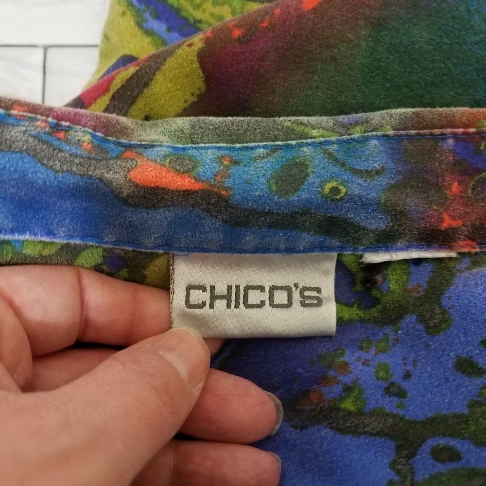 Chico's Abstract Faux Suede Button Down See Measurements (L?) - Picture 5 of 10